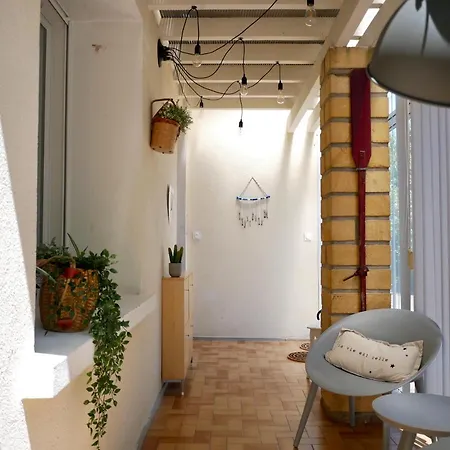 Aux Lagerstroemias * Bergerac