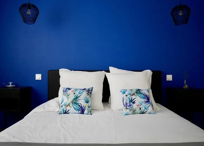 Aux Lagerstroemias *