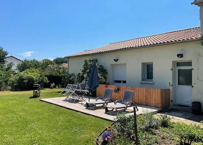 Aux Lagerstroemias Bergerac